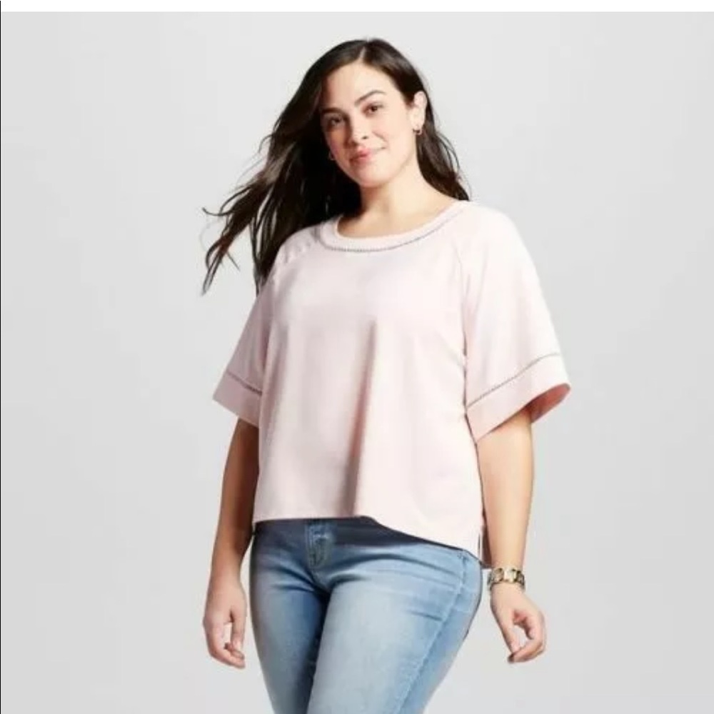 Ava & Viv Light pink cropped short sleeve blouse